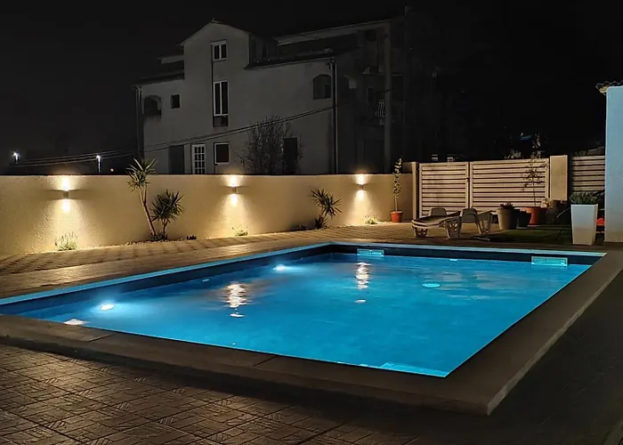 Apartments And Pool Luminous